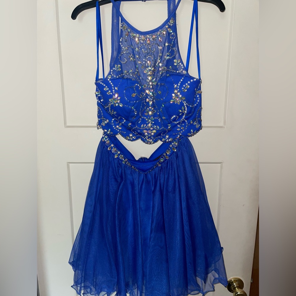 Juniors dress